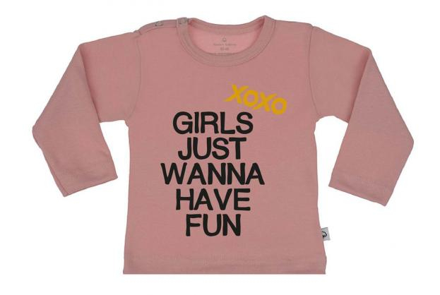 Wooden Buttons t-shirt lm Girls just wannahave fun old roze