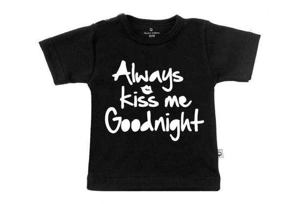 Wooden Buttons t-shirt km always Kiss me Goodnight old zwart