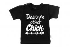 Wooden Buttons t-shirt lm Daddy s other Chick old zwart